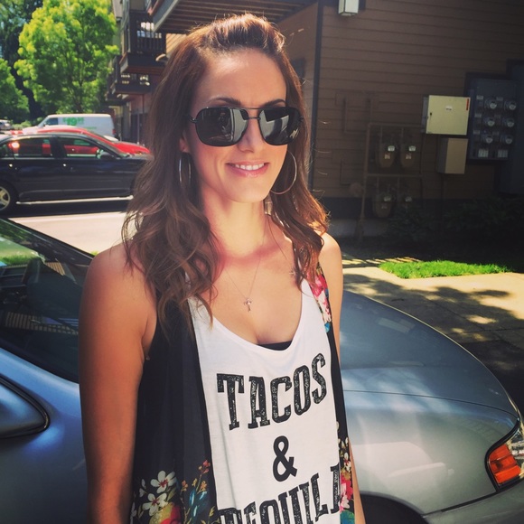 Meet your Posher, Jackie - Picture 1 of 1